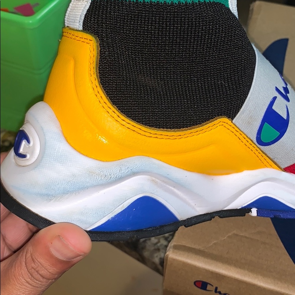 Champion Primary Color Size 4y - Picture 5 of 8